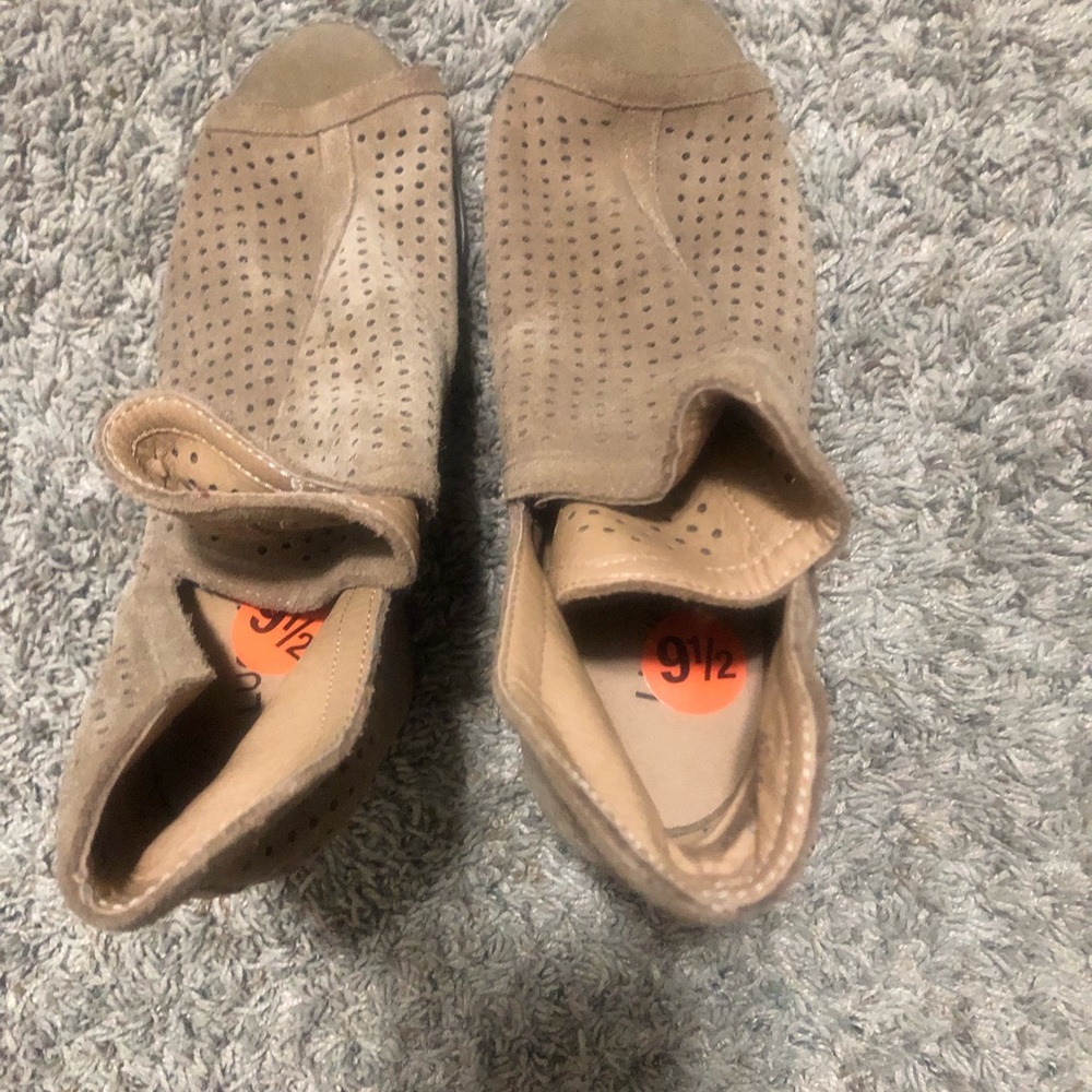 Lucky Brand open toe bootie